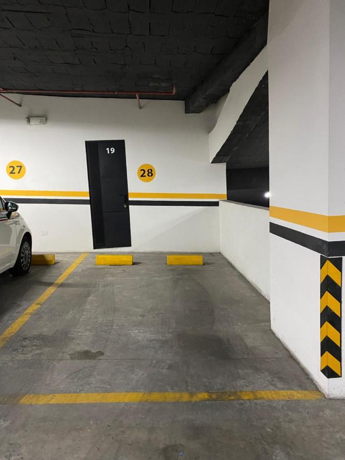 Moderno Departamento En El Mejor Sector De Quito Apartman Kültér fotó